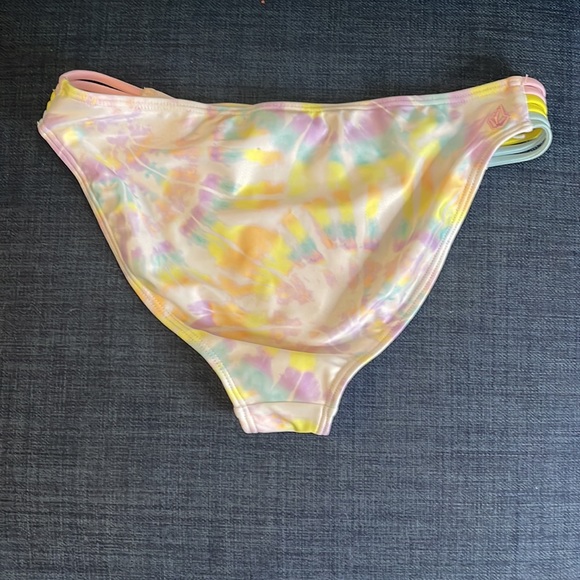 Volcom Girls Bikini bottom - Picture 4 of 6